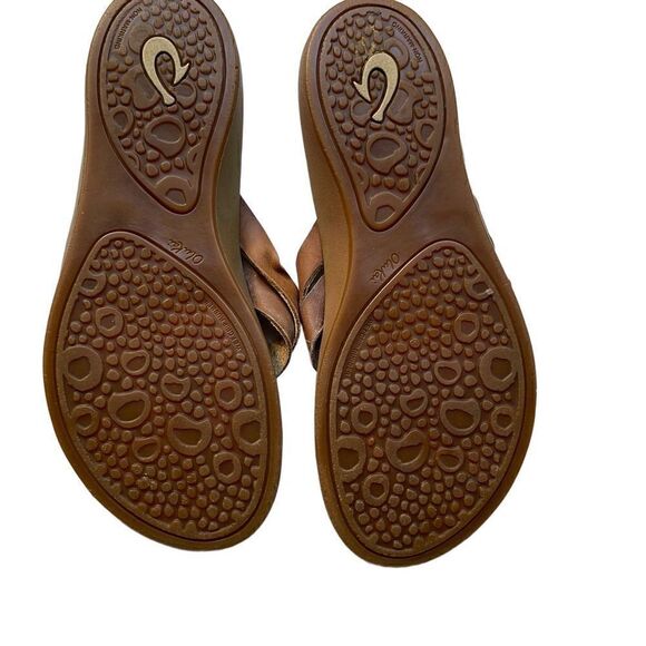 OLUKAI Kaekae Tan Brown Leather Flip Flop Sandals Size 8.5-9 - Picture 3 of 6